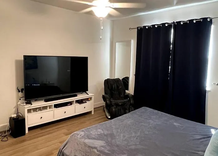 Beach Lovers New House! 10 Min To Beach - 6 Guests
