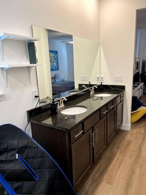 Lovers New House! 10 Min To - 6 Guests Holiday home