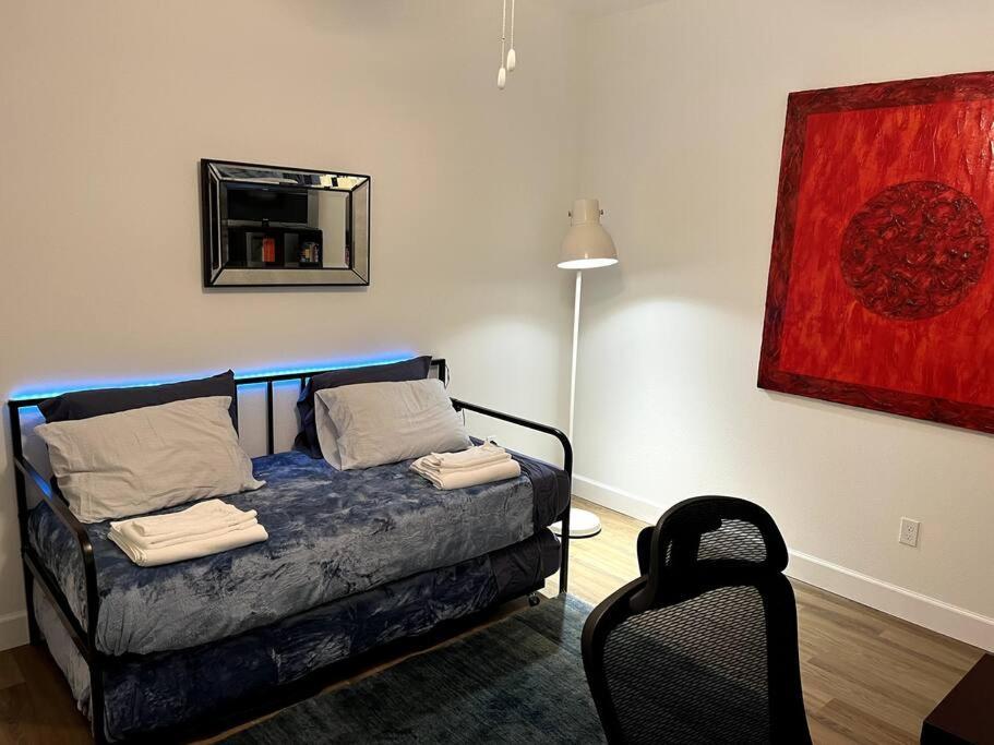 Lovers New House! 10 Min To - 6 Guests Holiday home *